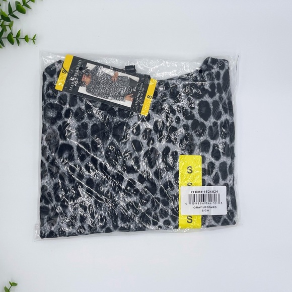 Mario Serrani Crew Neck Long Sleeve Tunic Top Gray Leopard Print Small - Picture 6 of 8
